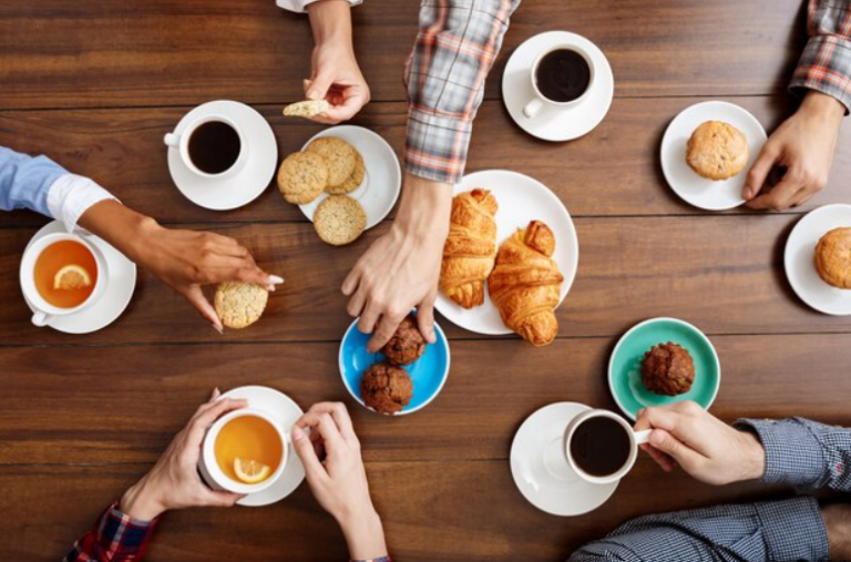 Leia mais sobre o artigo Por que o café da manhã de um hotel é considerado tão especial?